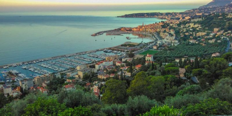 Morgenstimmung über Menton